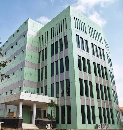 Gedung Politeknik Kesehatan Jakarta III Jatiwarna