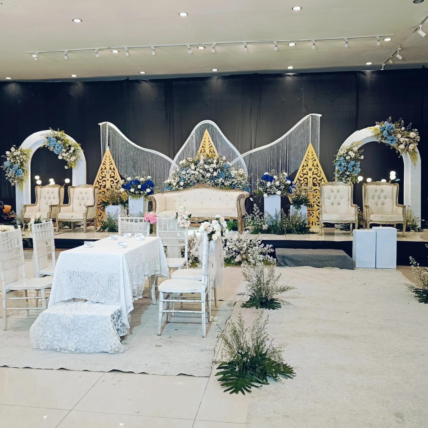 Gedung Serbaguna Maduratna