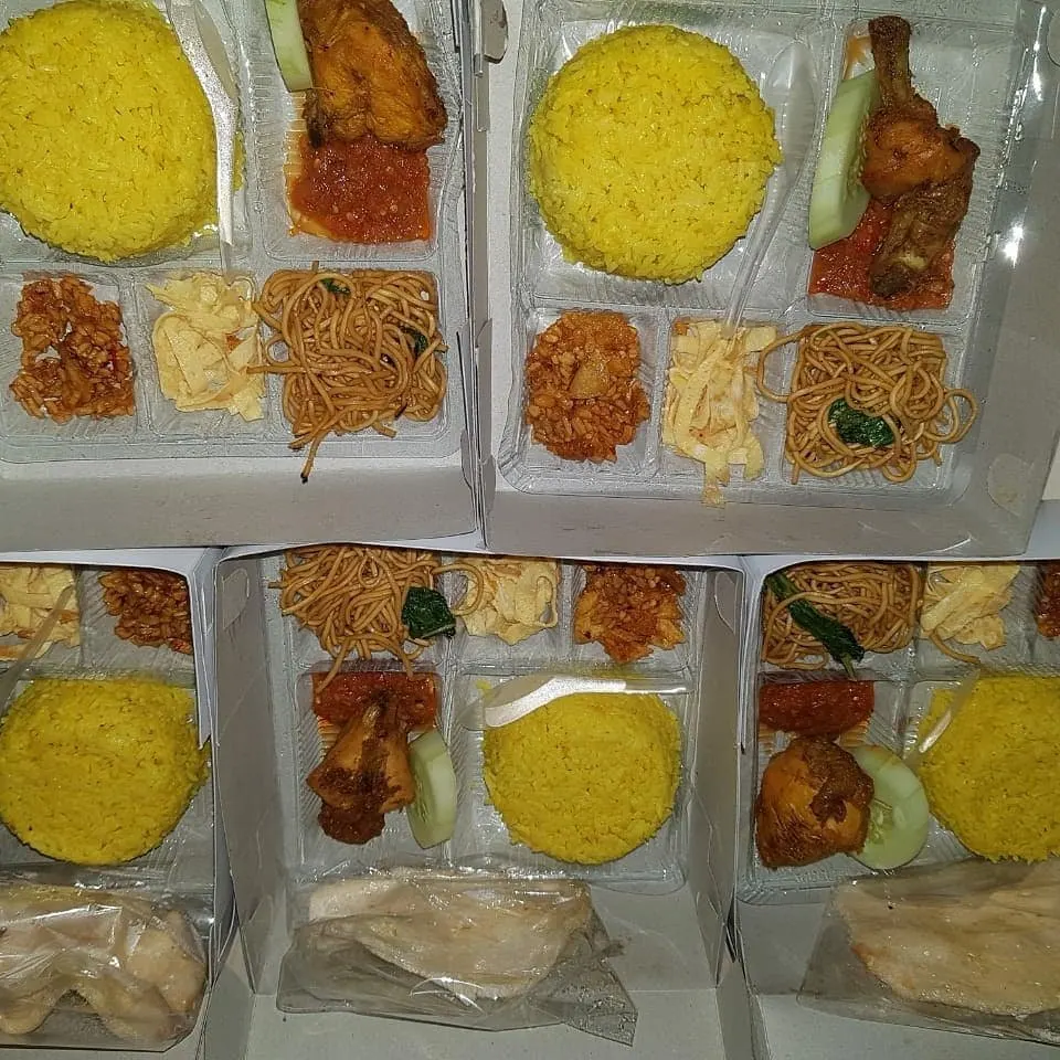Nasi Kuning simple