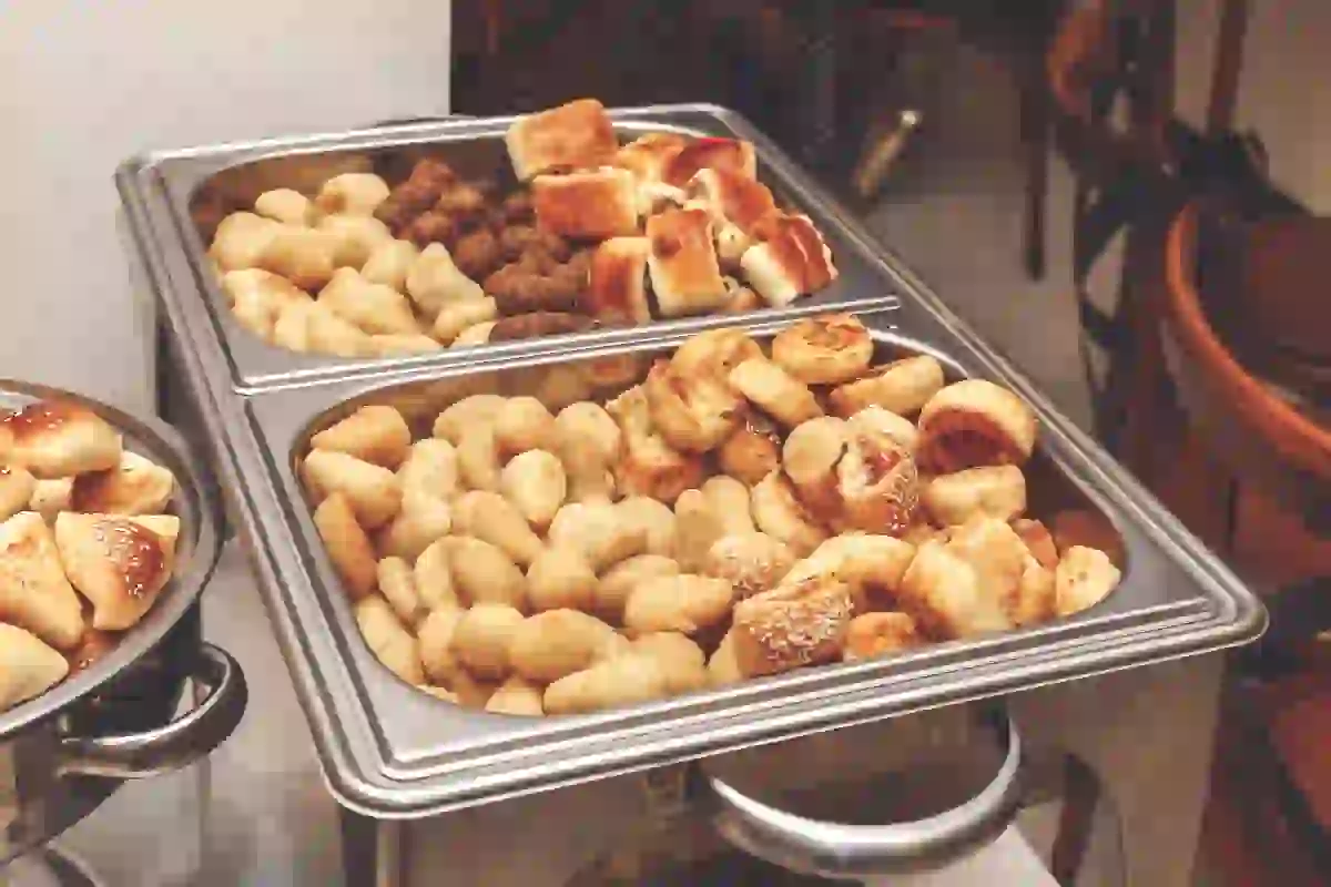 Menu catering instansi yang pas dalam bentuk prasmanan kantor